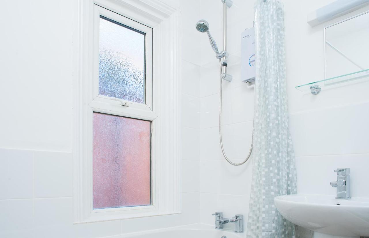 Mycityhaven - 3 Bedroom Shirehampton Flat Near Avonmouth & M4 Bristol Luaran gambar